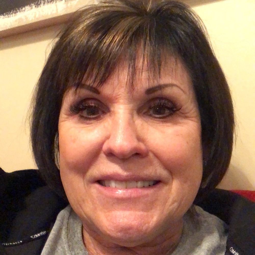 Meet your Posher, Carol